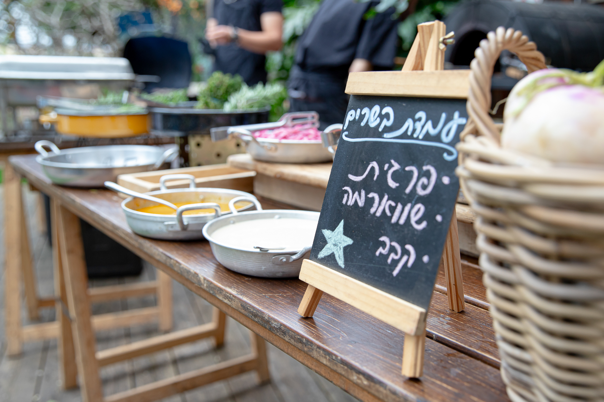 מתחם אירועים מעוצב באווירה כפרית